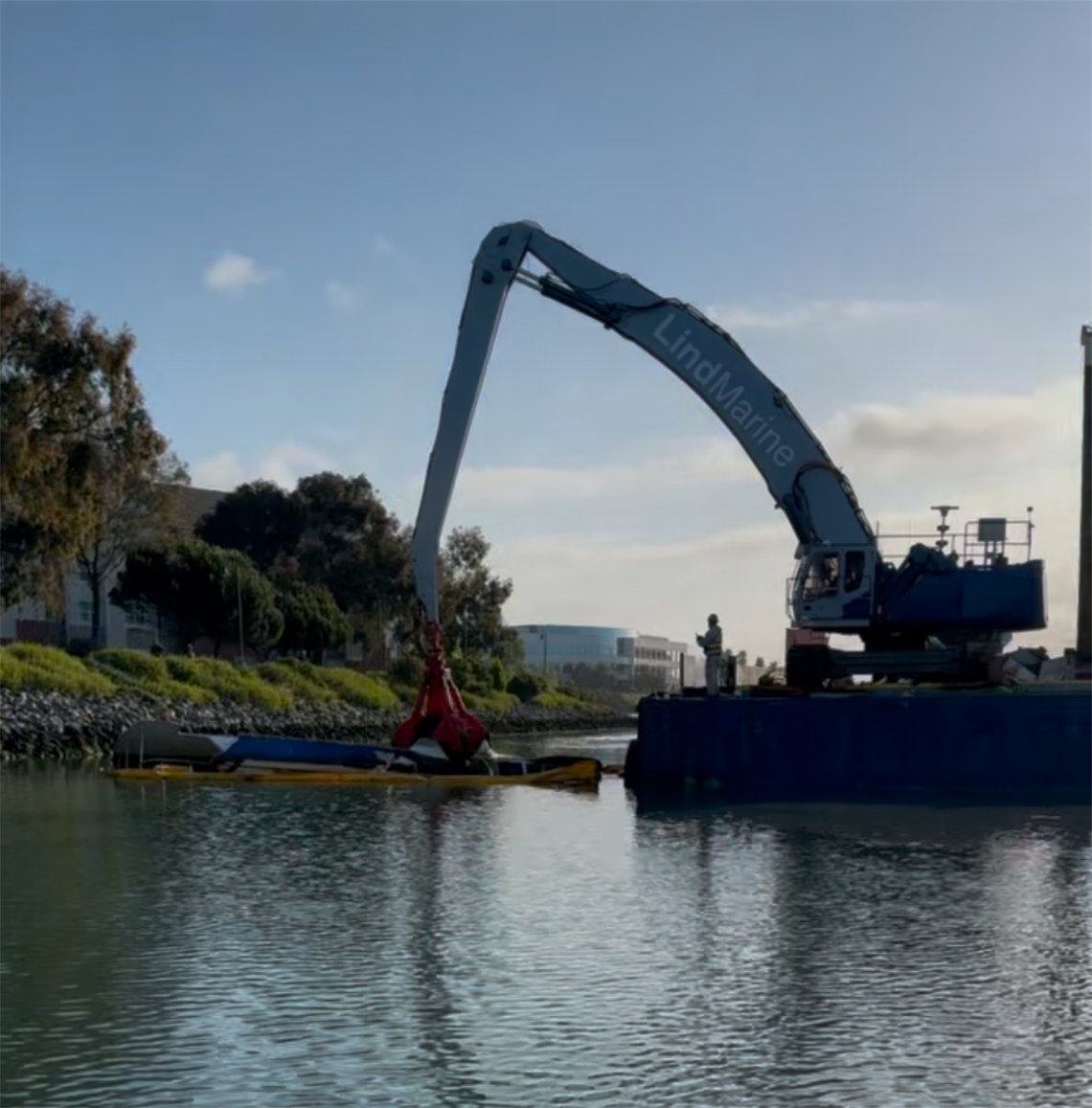 Oyster Point Boat Removal