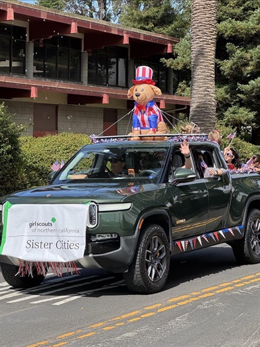 Girl-Scouts-Parade.jpeg