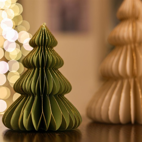 Paper-Holiday-Trees-DIY.jpg