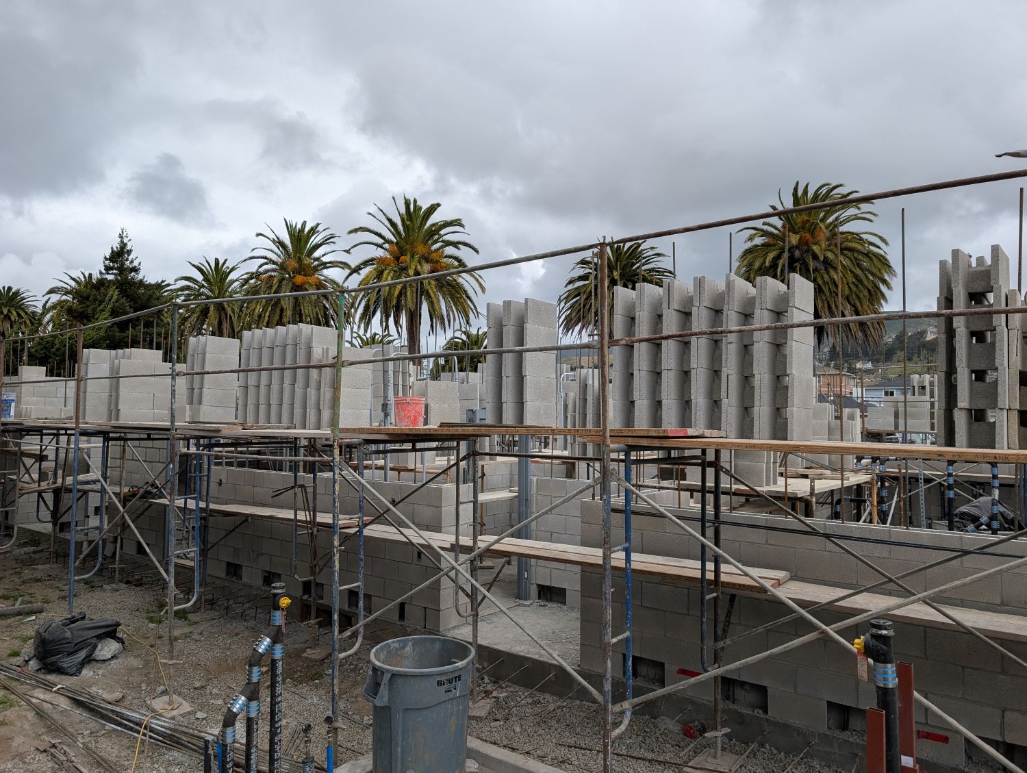 pool construction concrete blocks