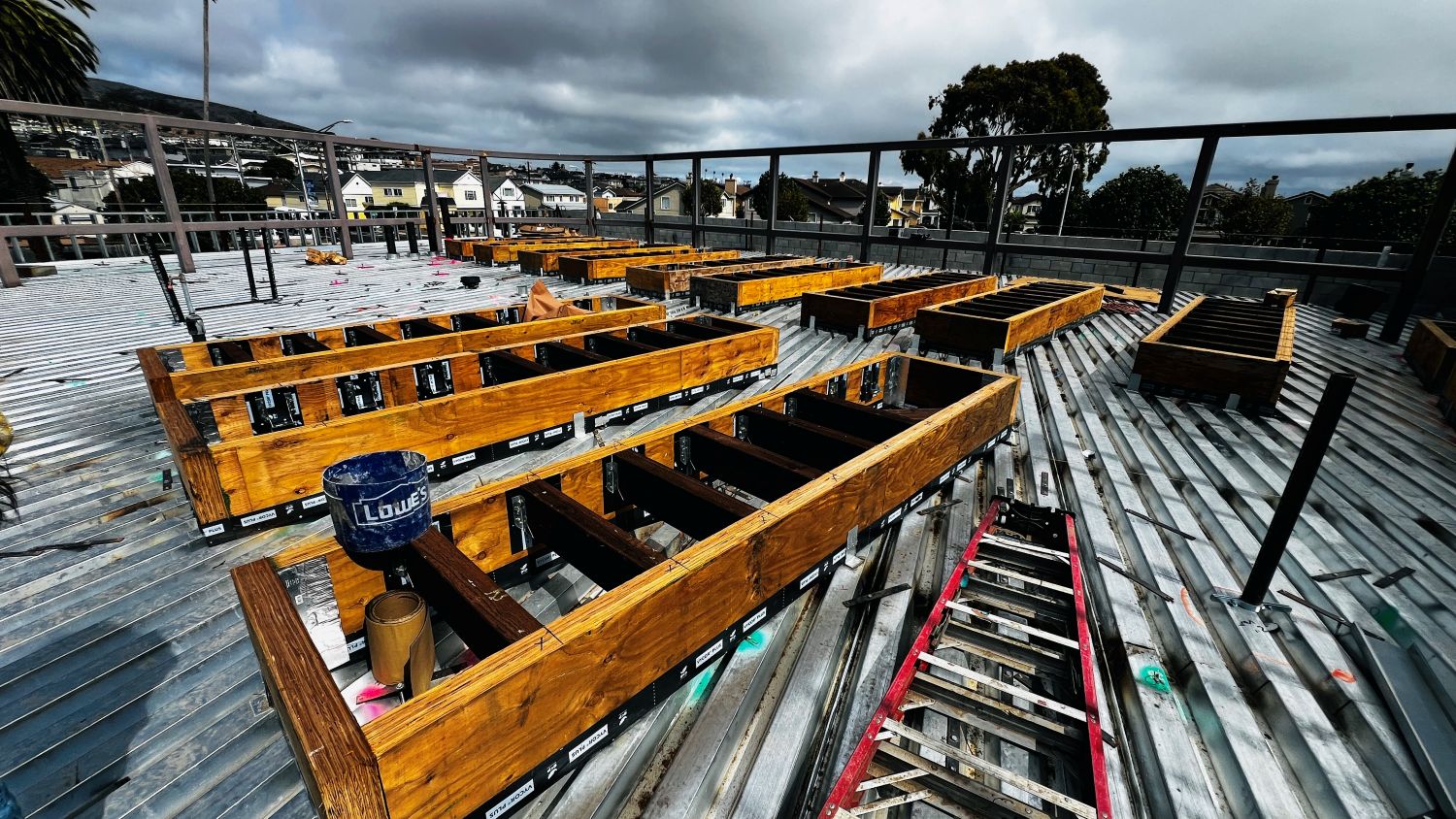 rooftop curbs under construction