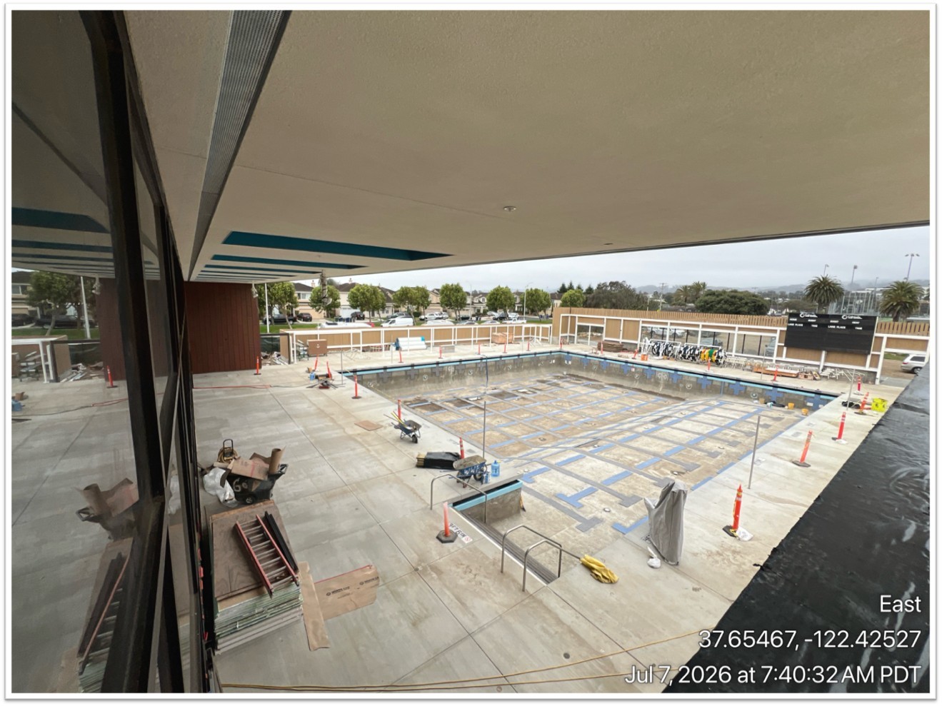 outdoor pool construction