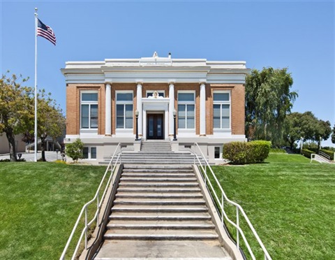 Photo of Grand Avenue Library
